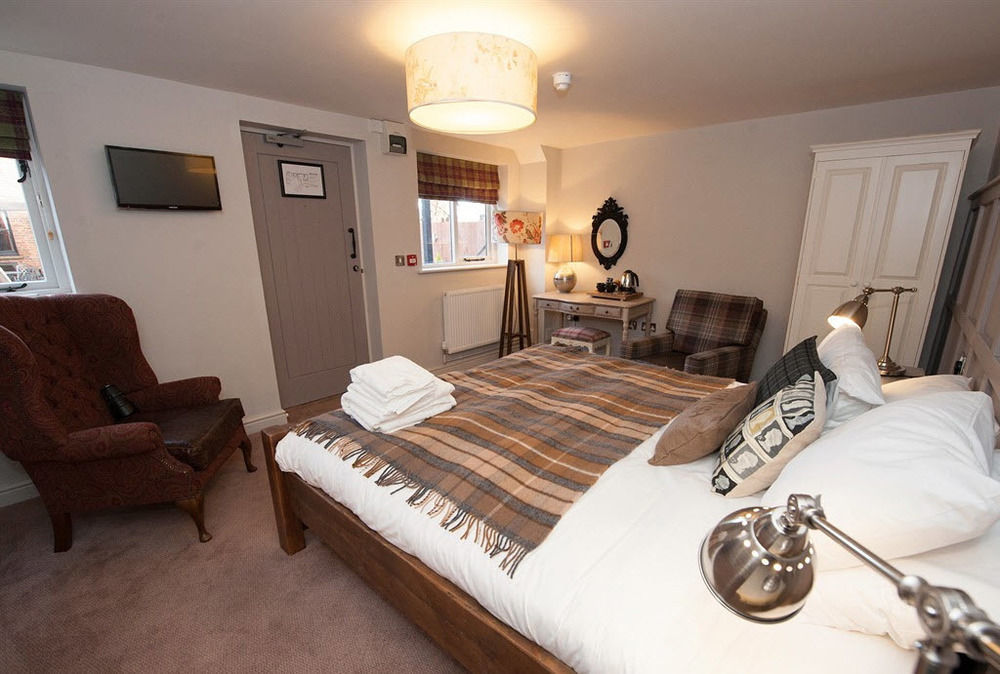 The Carnarvon Arms Hotel Newbury  Bagian luar foto