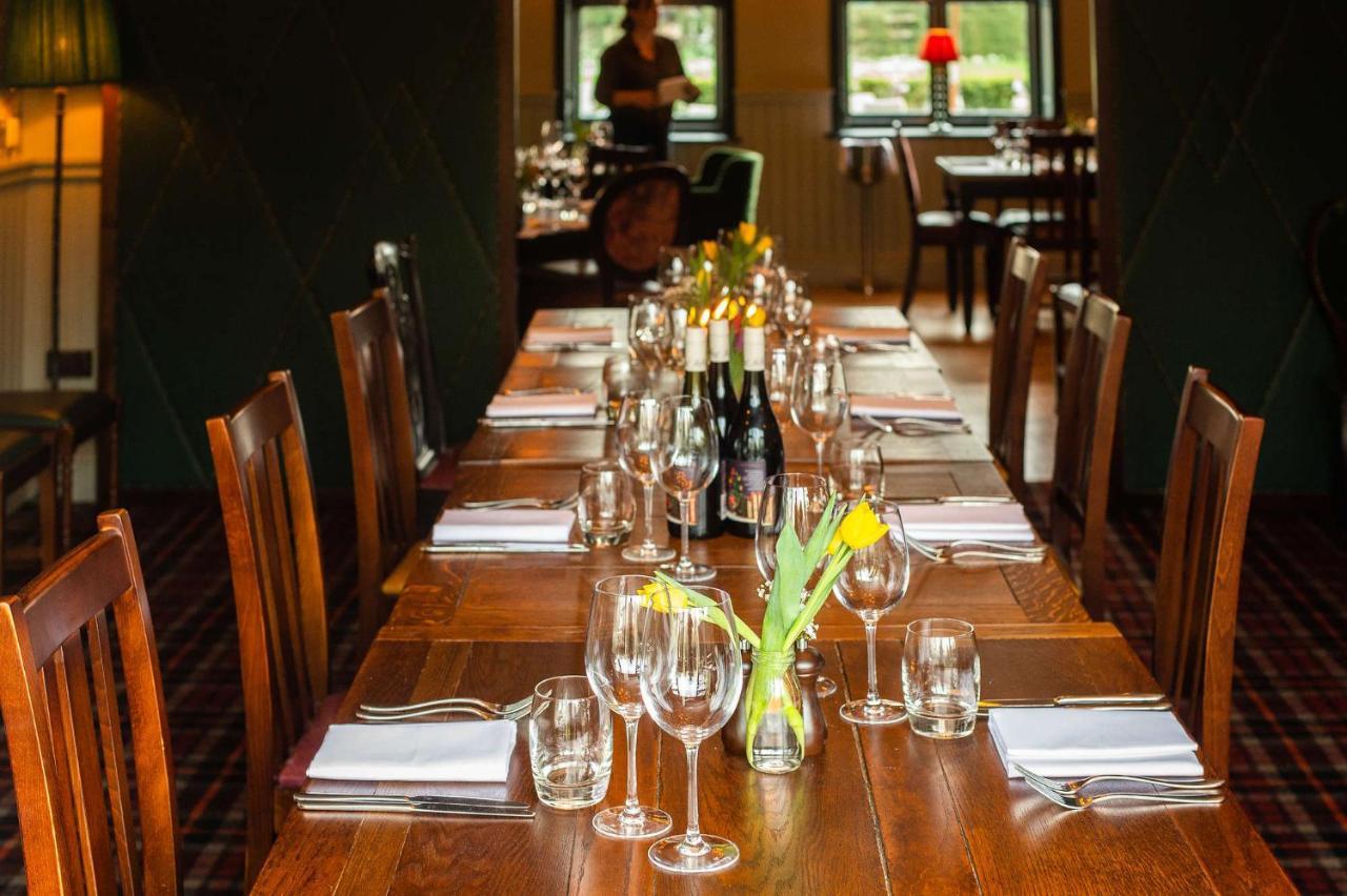 The Carnarvon Arms Hotel Newbury  Bagian luar foto